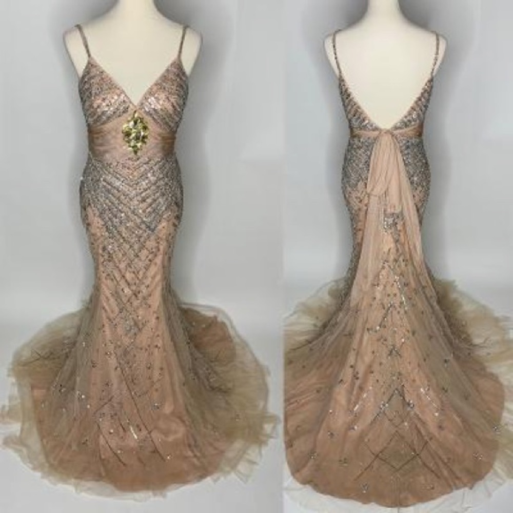 Exquisite Sherri Hill evening gown